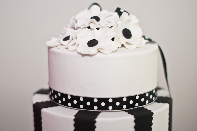 New Zealand Wedding Photographer-Semy's Cakes-7