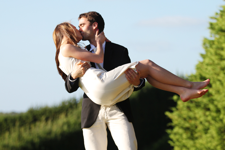Waiheke Wedding Mudbrick Vineyard. 