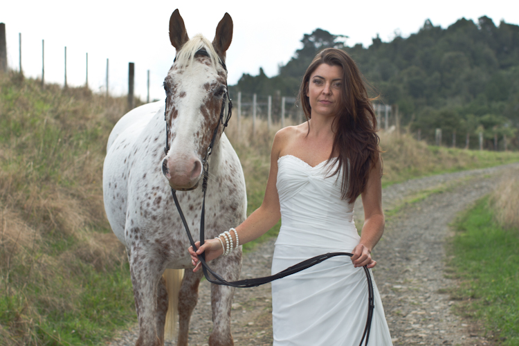 auckland-wedding-photographer-nz-hunua-horse-3