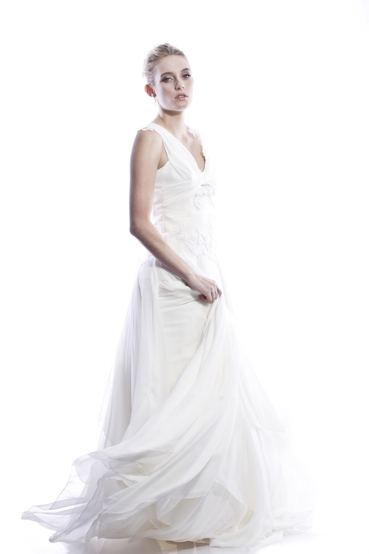 auckland-wedding-photographer-white-dress-12