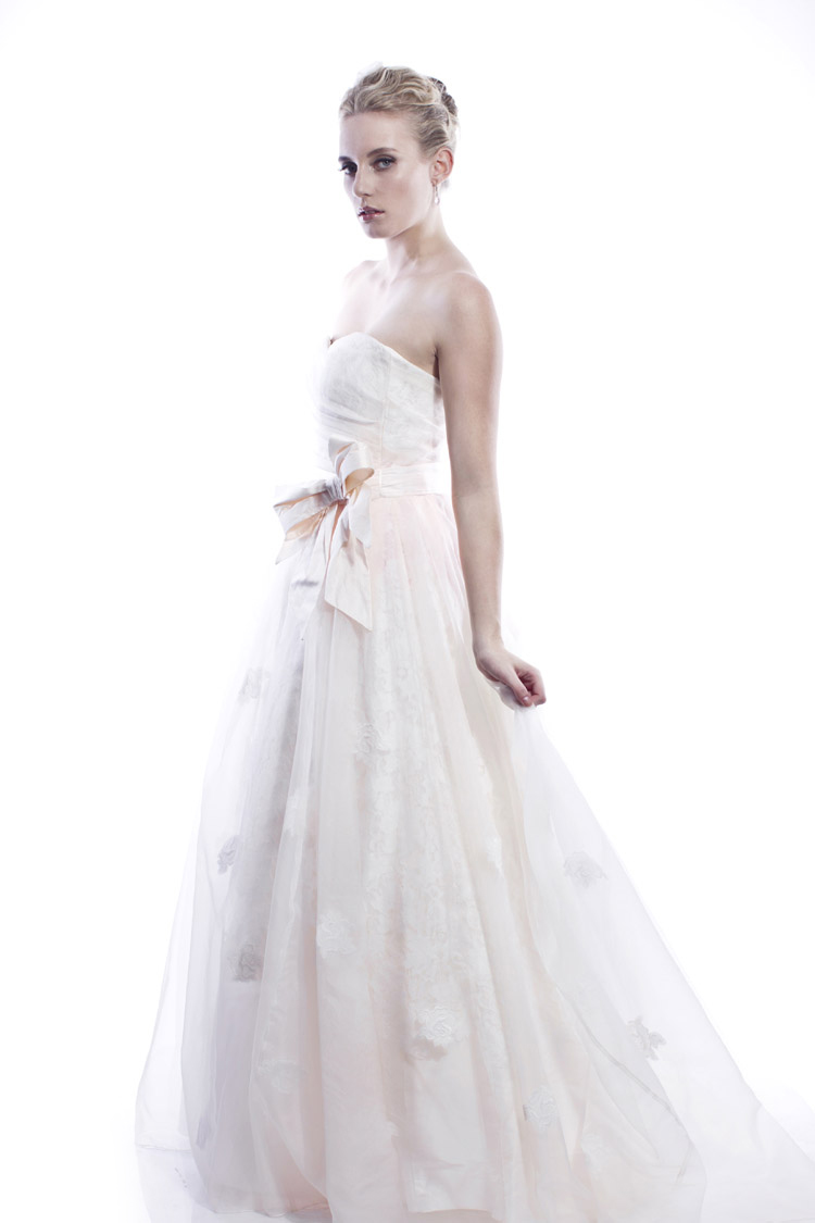 auckland-wedding-photographer-white-dress-14