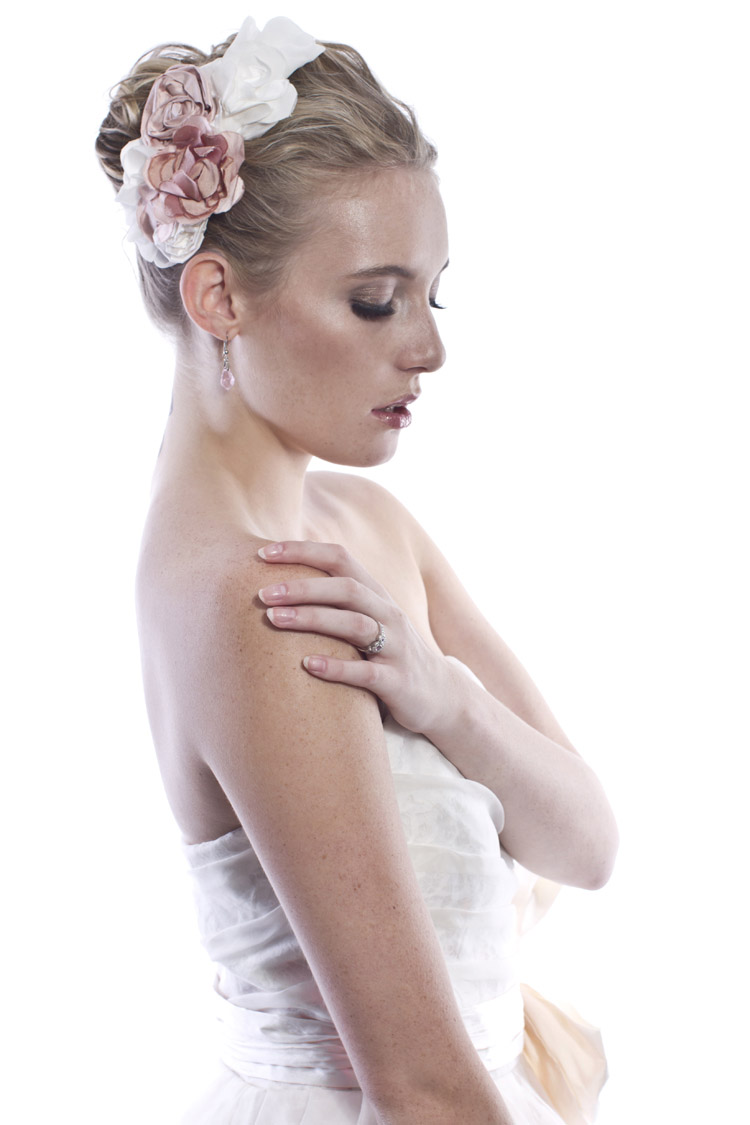 auckland-wedding-photographer-white-dress-17