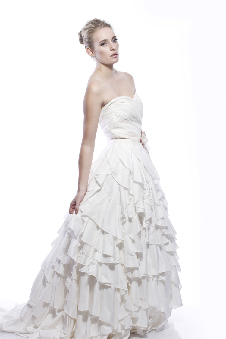 auckland-wedding-photographer-white-dress-23