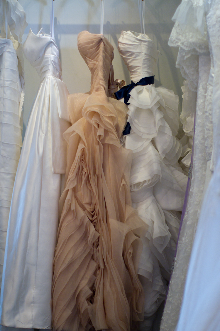 nz-wedding-photographer-bridal-dress-10