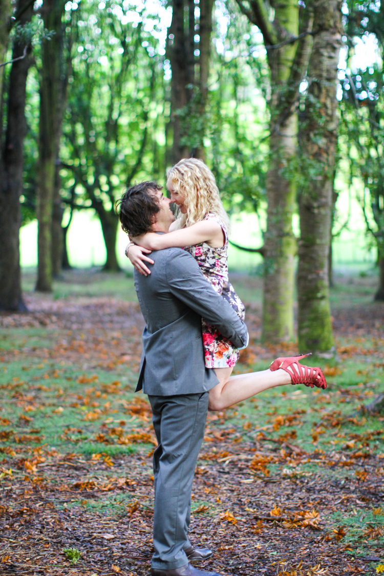 wedding_photographer_cornwall_park_engagement-36