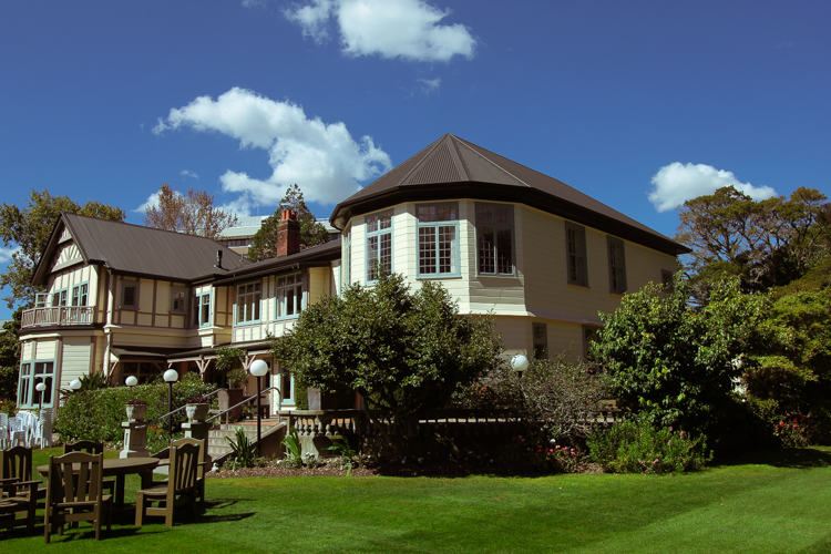 Wharerata_Palmerston_North_wedding-2