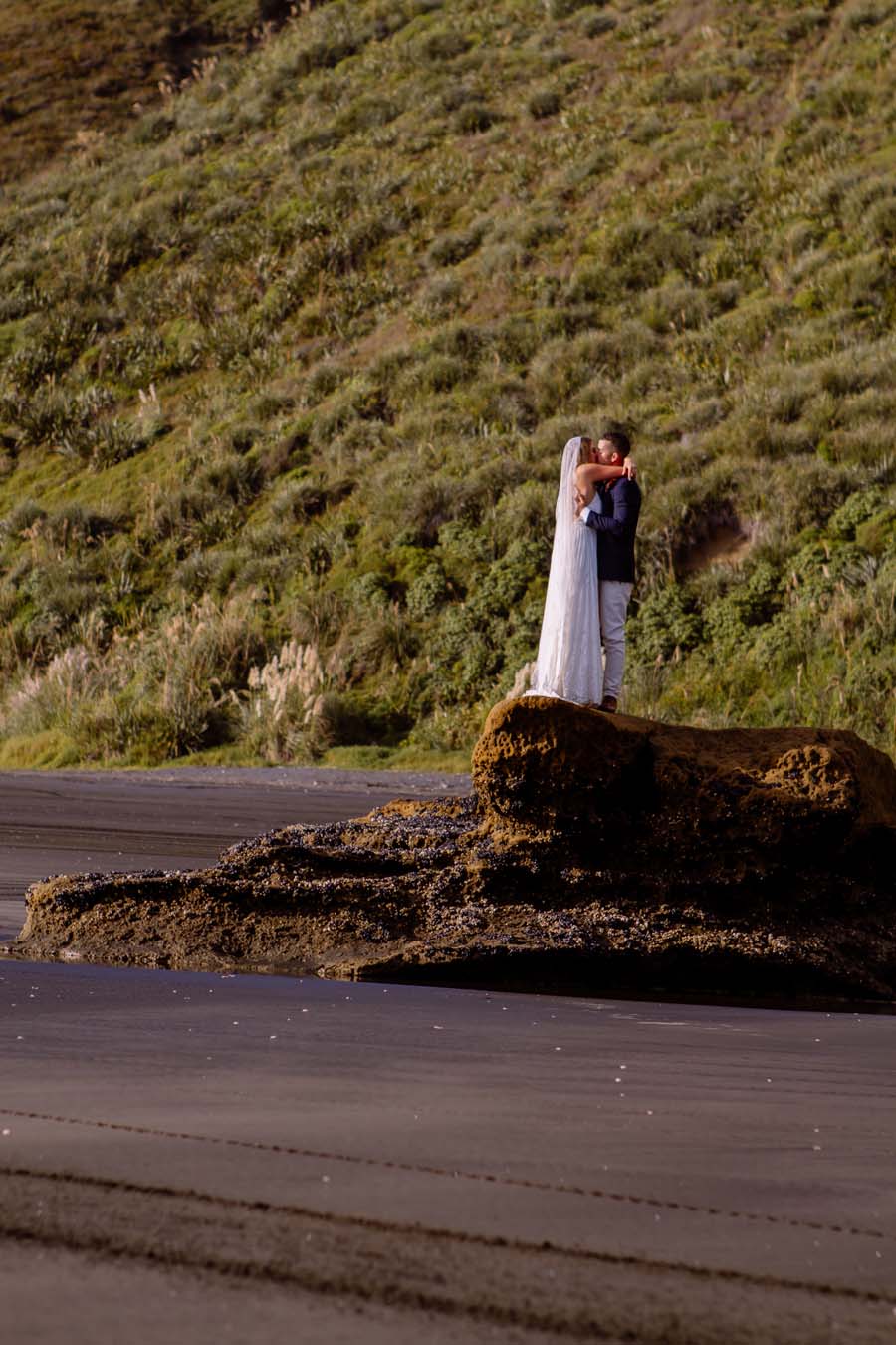 nz_wedding_photographer_castaways_waiuku-2575